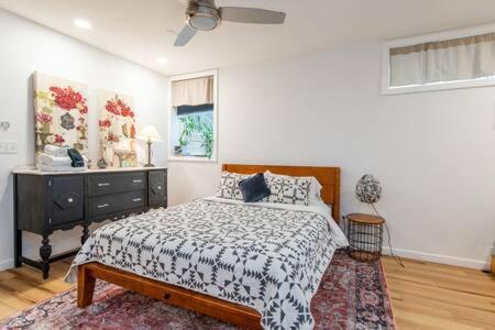 Cozy Private Apt Near Downtown Burlington Extérieur photo